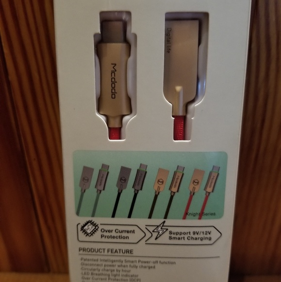Auto disconnect charger with 3 in 1 chargers - Picture 2 of 4